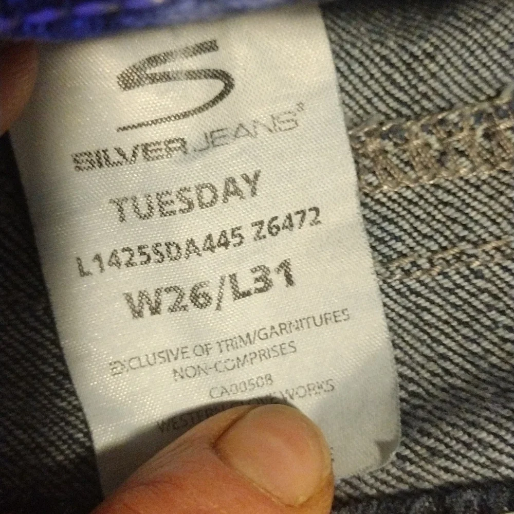 - Jeans - Picture 4 of 4